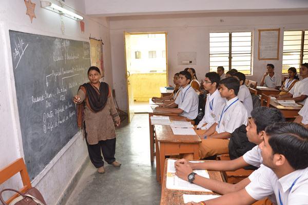 mvm-jabalpur1-classroom.jpg